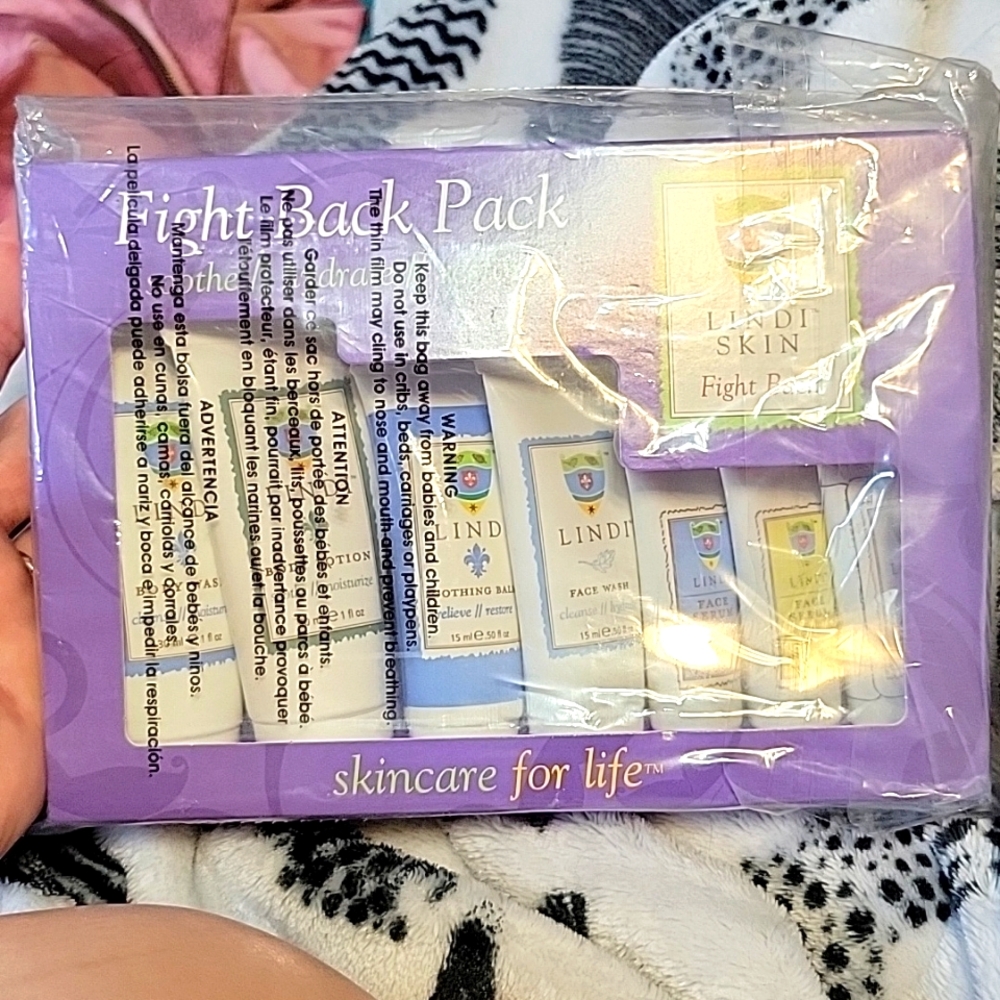 Lindi Skin Fight Back Pack Travel Skincare Set - Purple